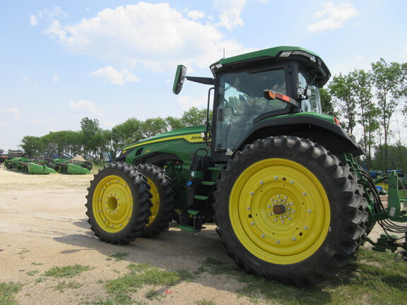 2024 John Deere 8R 250 Tractor