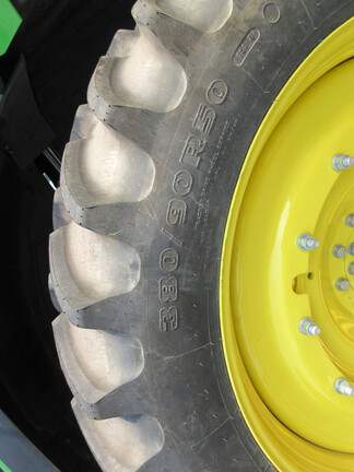 2024 John Deere 8R 250 Tractor