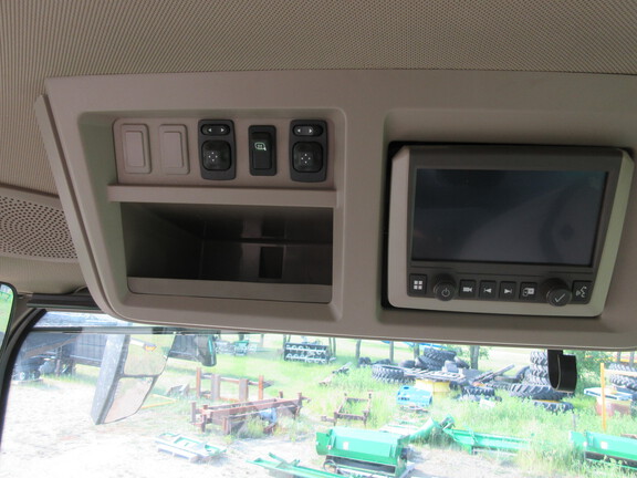 2024 John Deere 8R 250 Tractor