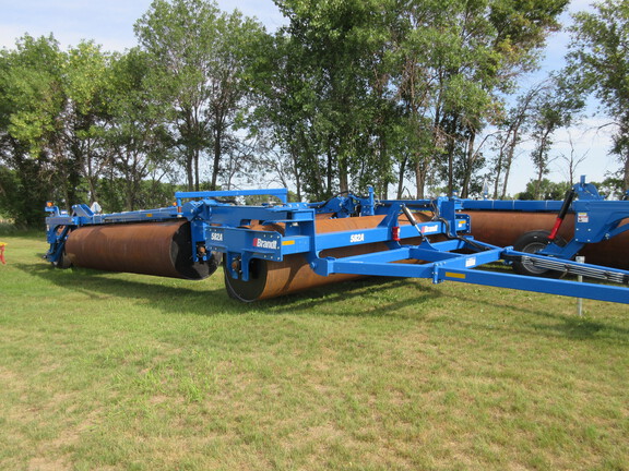 2023 Brandt 582A LANDROLLER Roller