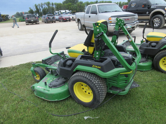 2023 John Deere Z545R Mower/Zero Turn