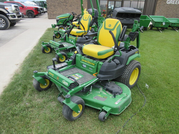 2023 John Deere Z545R Mower/Zero Turn