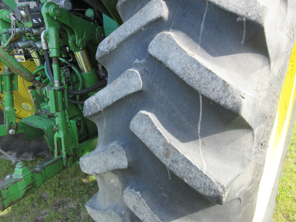 2003 John Deere 7320 Tractor