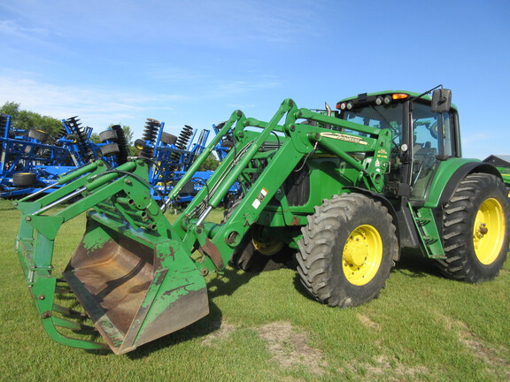 2003 John Deere 7320 Tractor