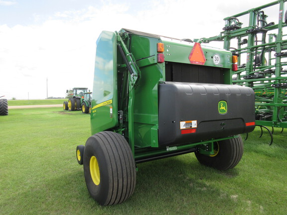 2023 John Deere 560M Baler/Round