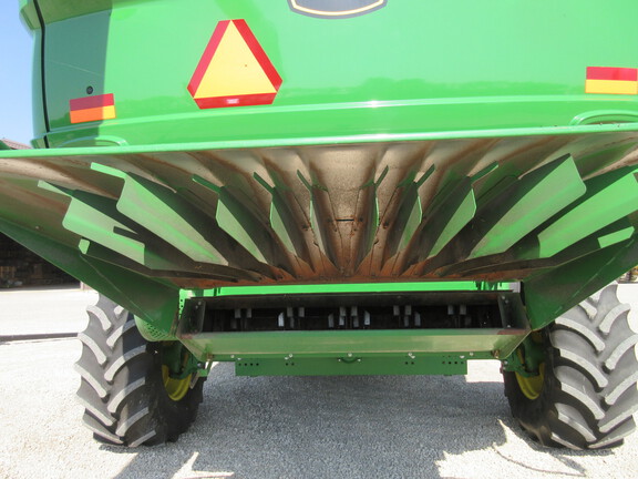 2019 John Deere S770 Combine