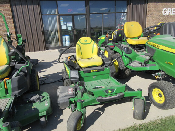 2023 John Deere Z320M Mower/Zero Turn
