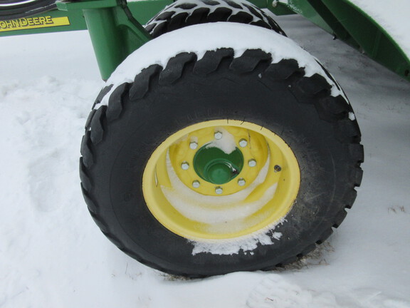 2014 John Deere 1890 Air Seeder