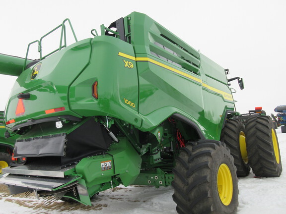 2025 John Deere X9 1000 Combine
