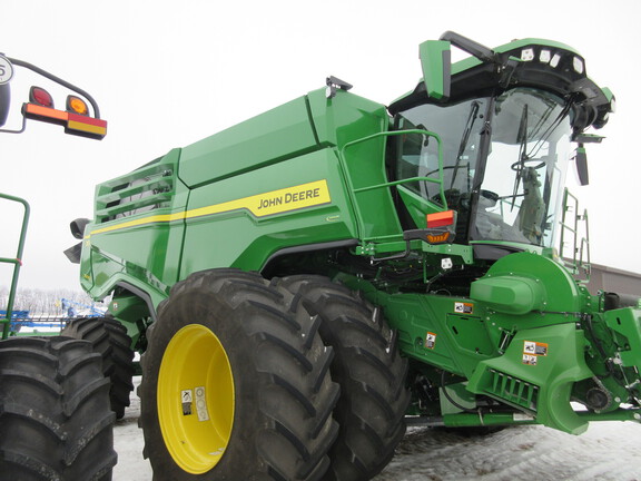 2025 John Deere X9 1000 Combine