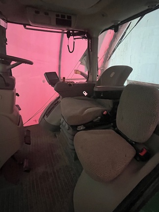 2015 John Deere 7210R Tractor