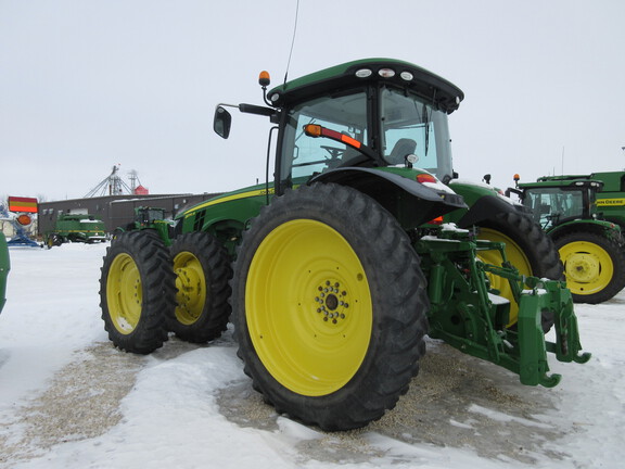 2017 John Deere 8370R Tractor