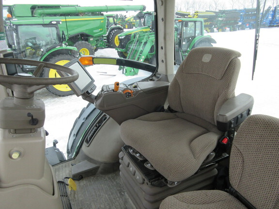 2017 John Deere 8370R Tractor