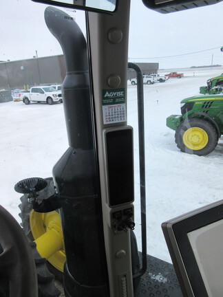 2017 John Deere 8370R Tractor
