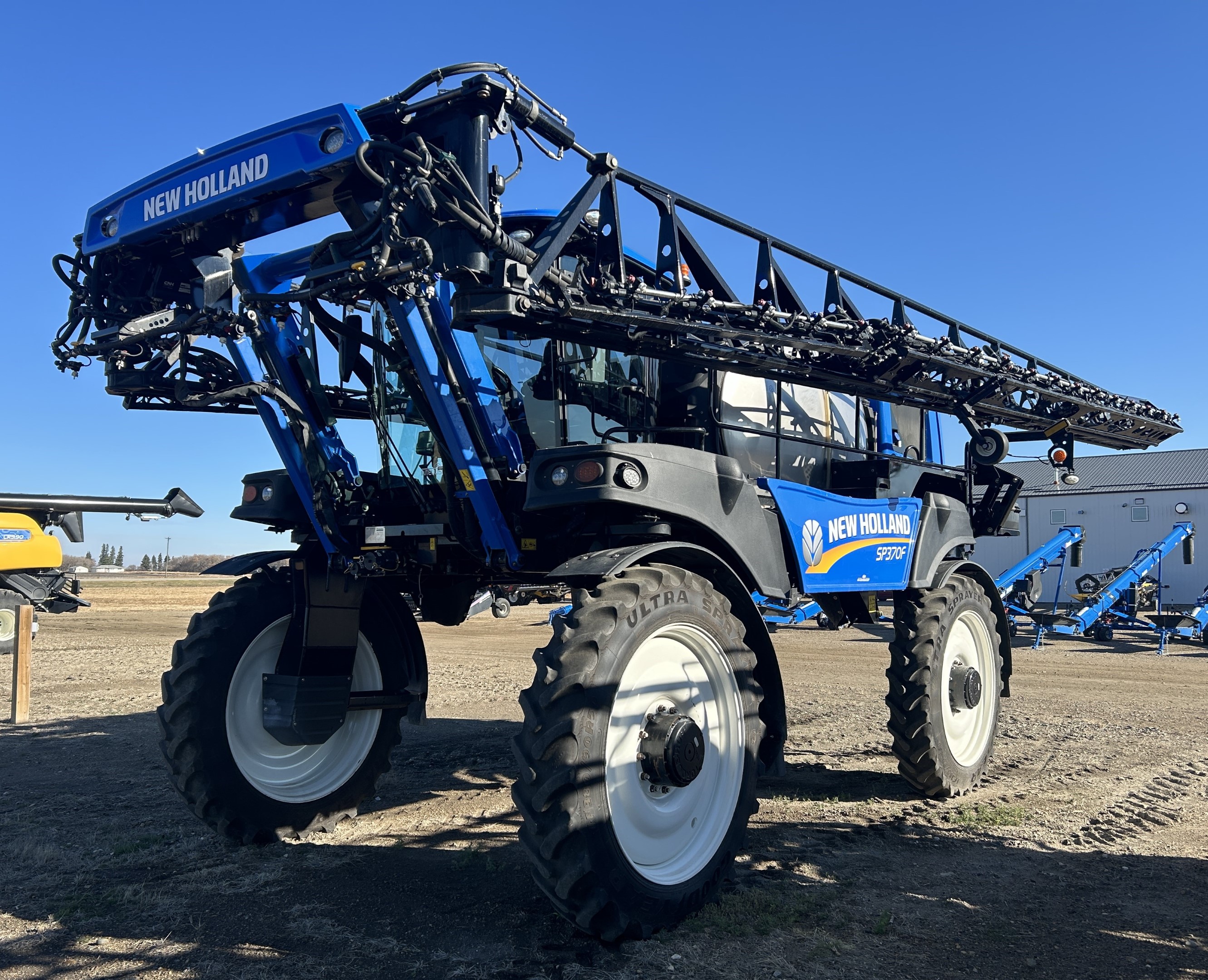 2022 New Holland SP.370F Sprayer/High Clearance