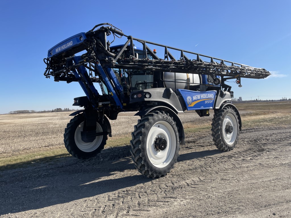 2022 New Holland SP.370F Sprayer/High Clearance