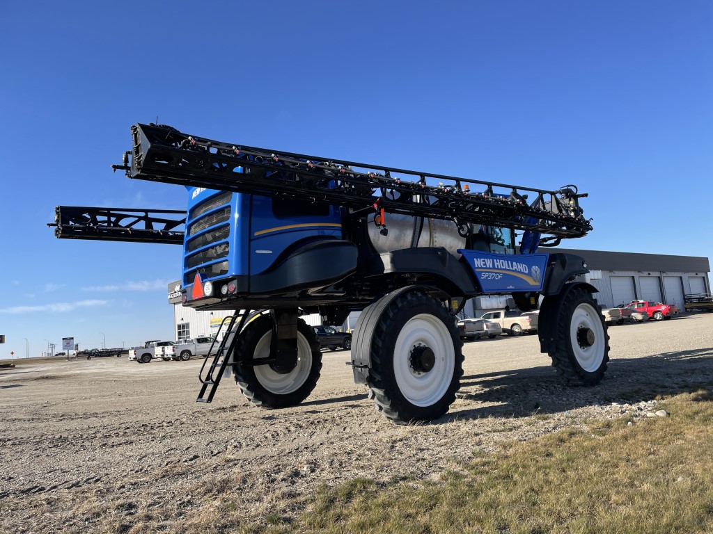 2022 New Holland SP.370F Sprayer/High Clearance