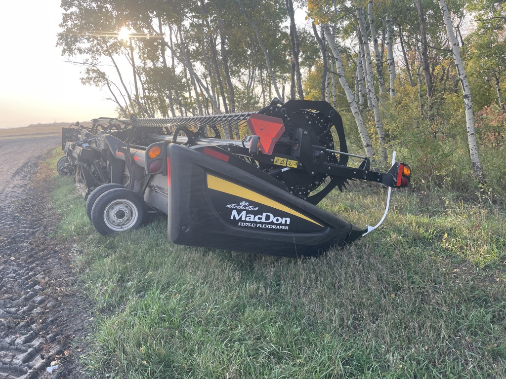 2018 MacDon FD75-40 Header Draper Flex