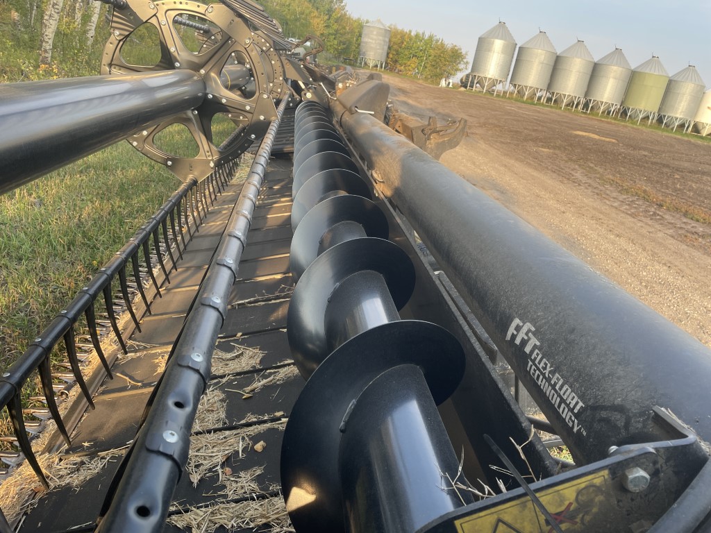 2018 MacDon FD75-40 Header Draper Flex