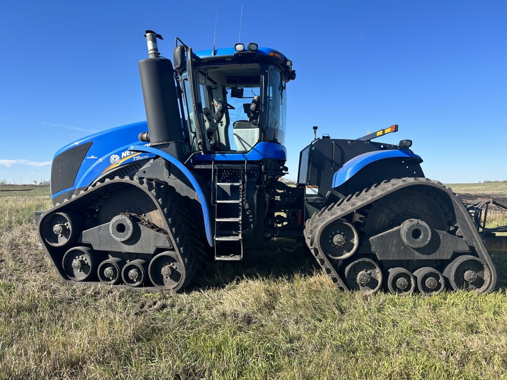 2014 New Holland T9.670 Tractor Rubber Track