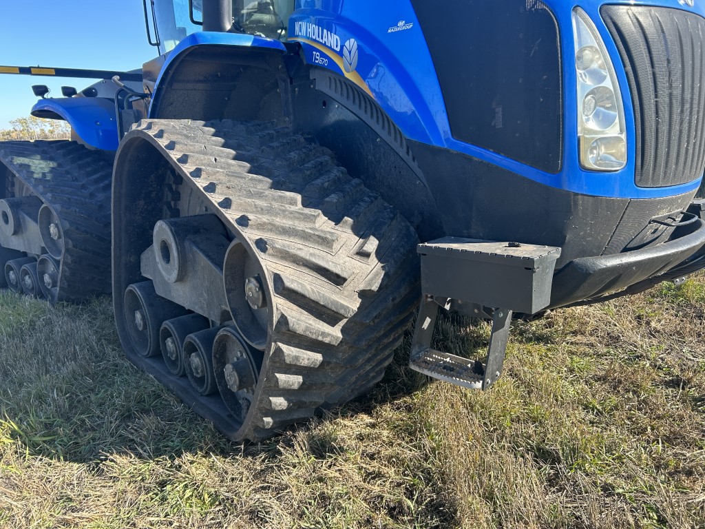 2014 New Holland T9.670 Tractor Rubber Track