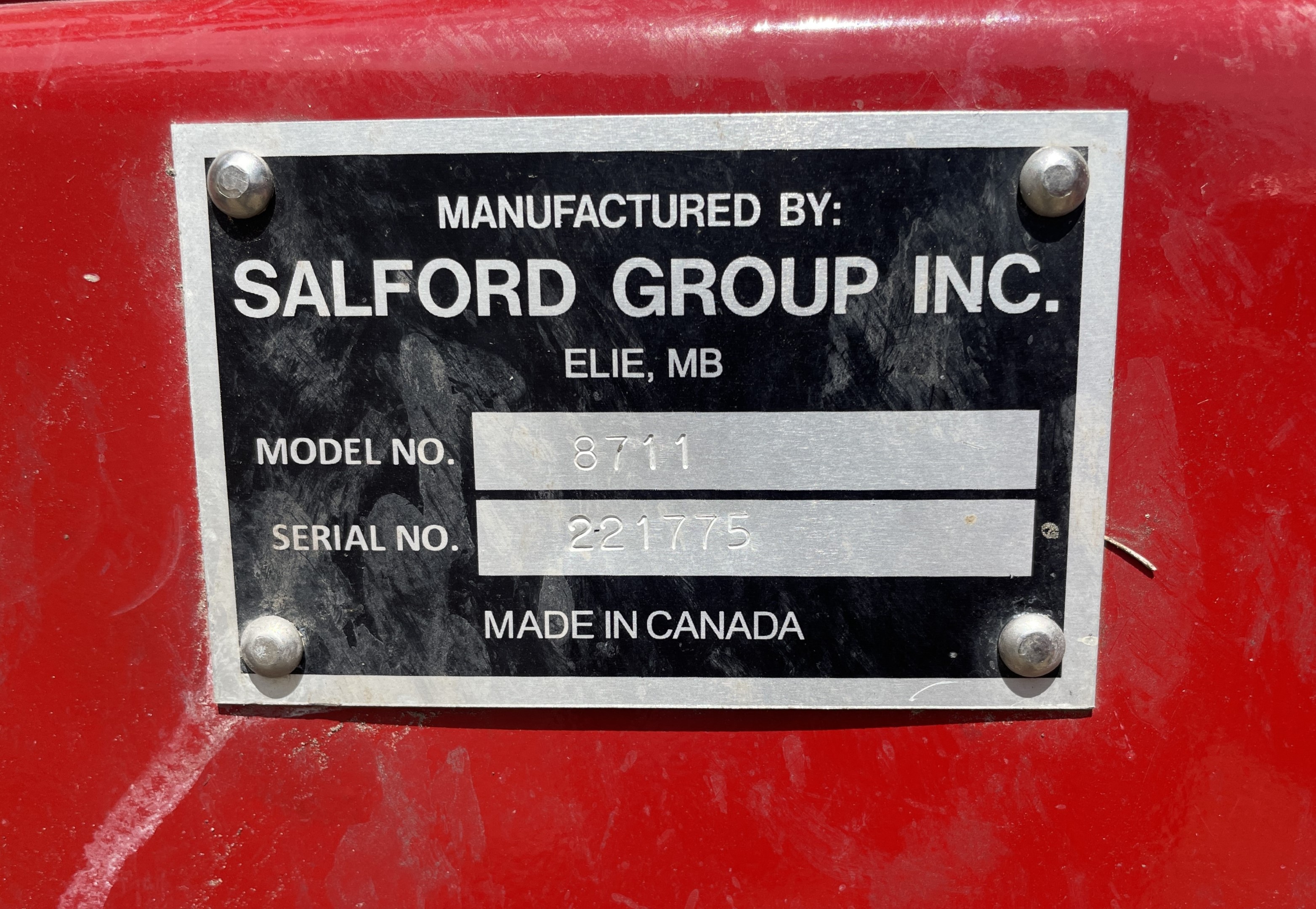 2022 Salford VALMAR 8711 Fertilizer Spreader