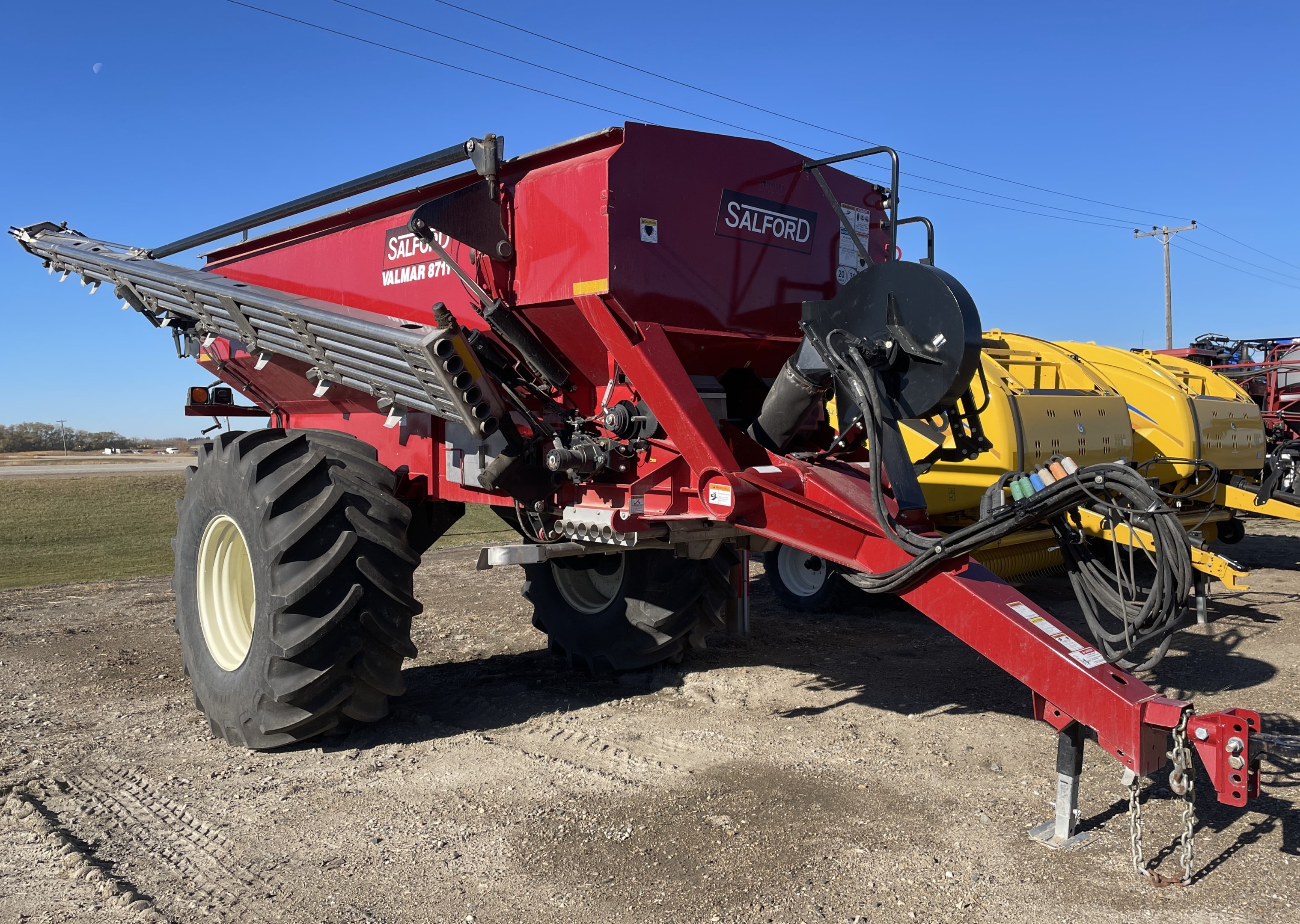 2022 Salford VALMAR 8711 Fertilizer Spreader