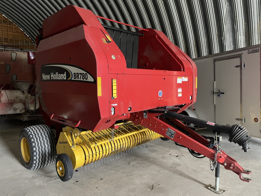 2007 New Holland BR780 Baler/Round