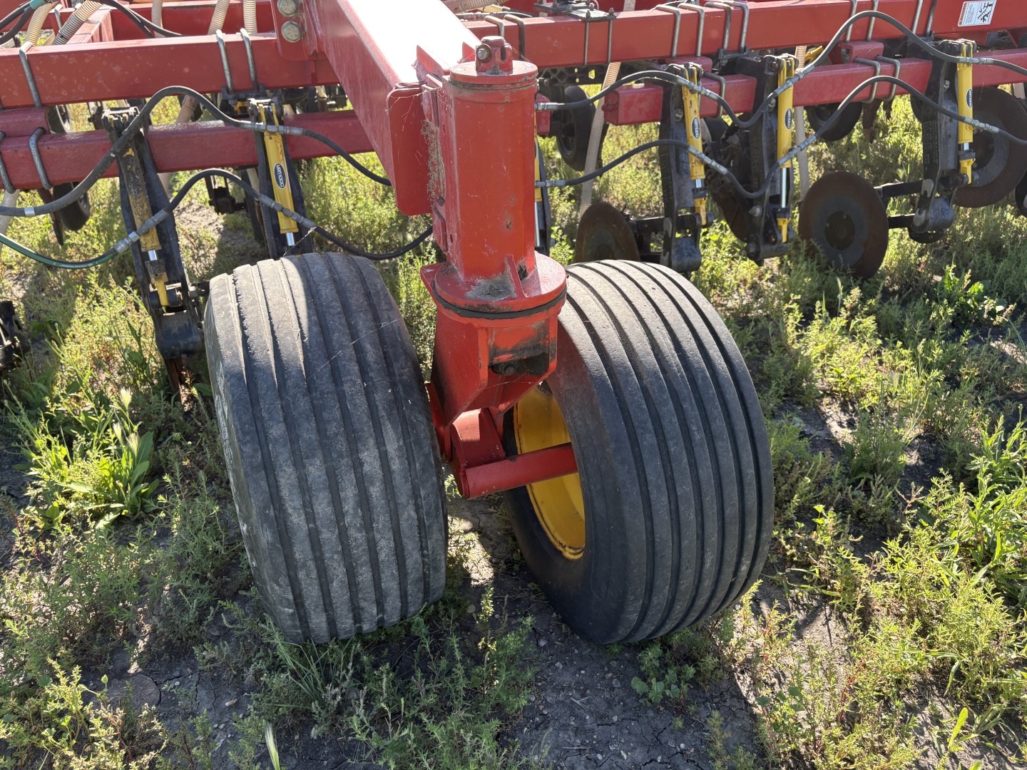 2012 Bourgault 3320-76 Air Drill