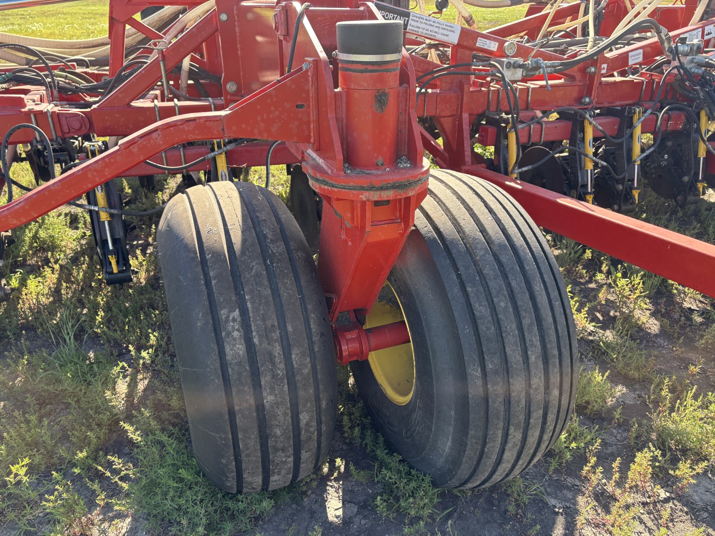 2012 Bourgault 3320-76 Air Drill