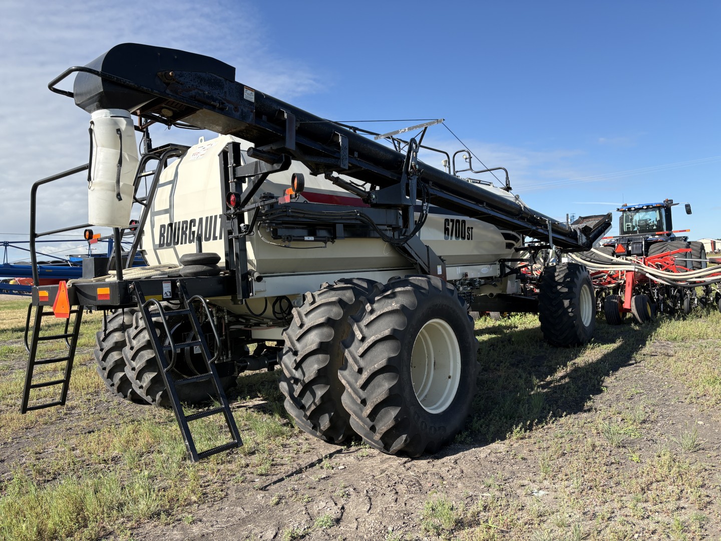 2012 Bourgault 3320-76 Air Drill