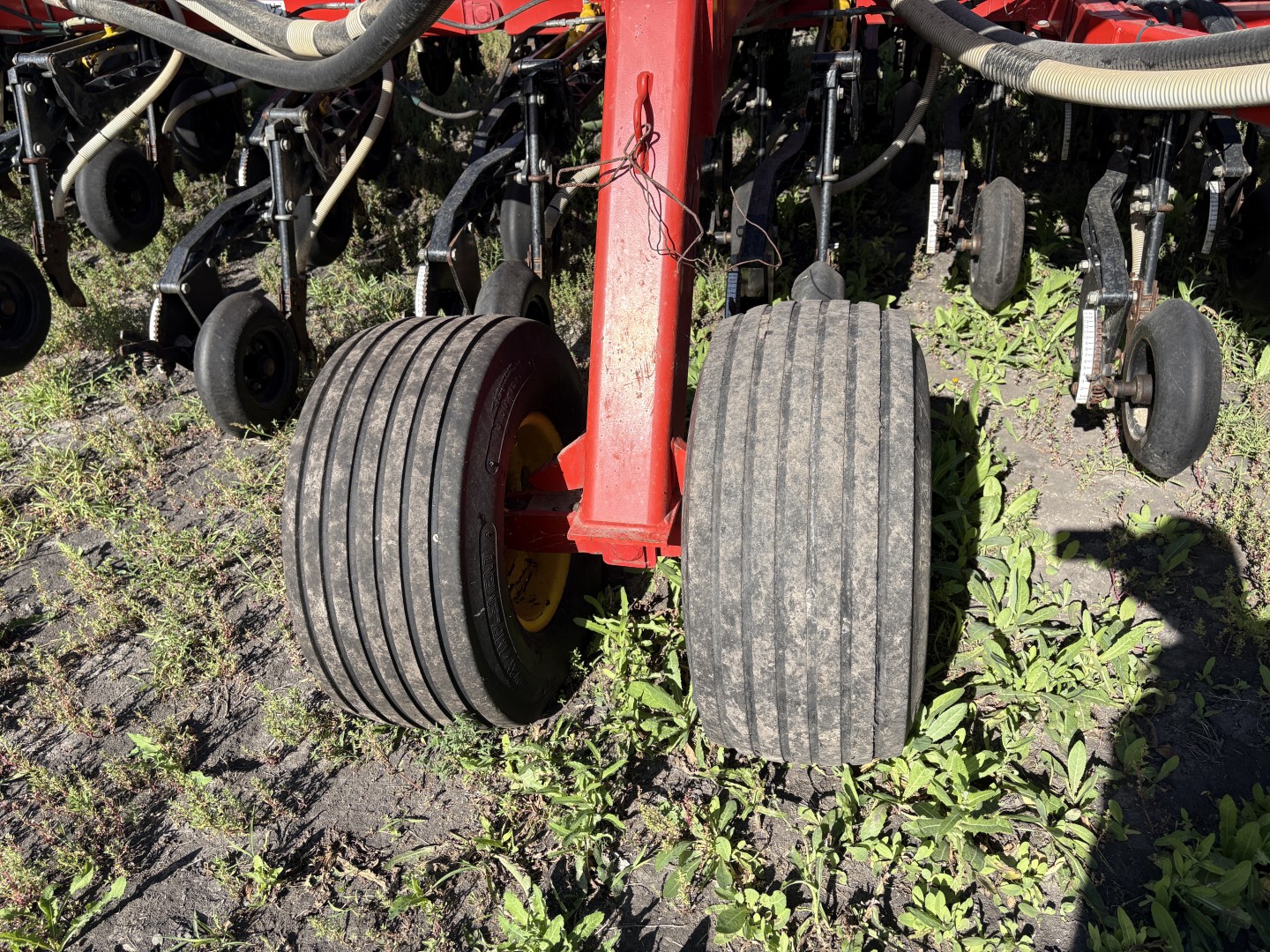 2012 Bourgault 3320-76 Air Drill
