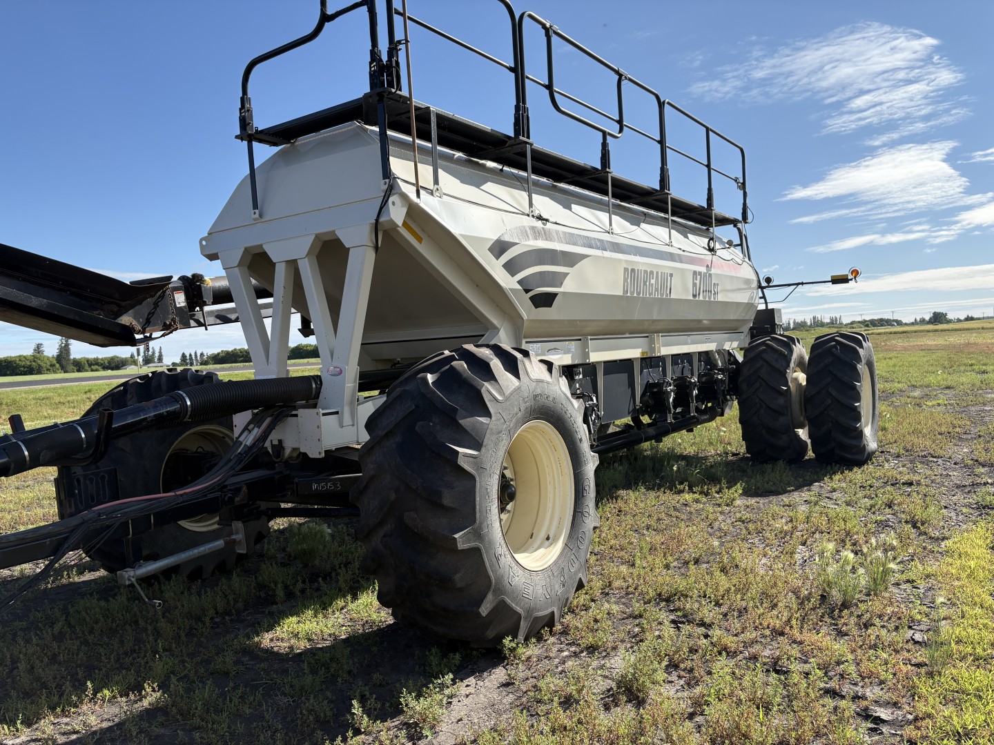 2012 Bourgault 3320-76 Air Drill