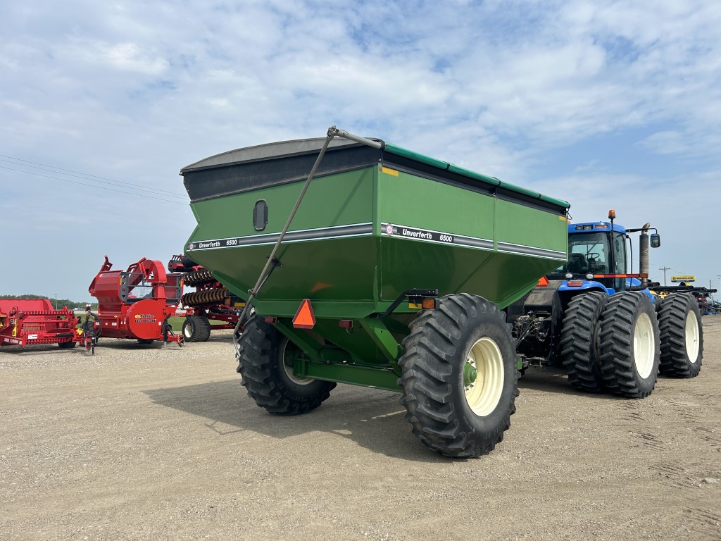 Unverferth 6500 Grain Cart