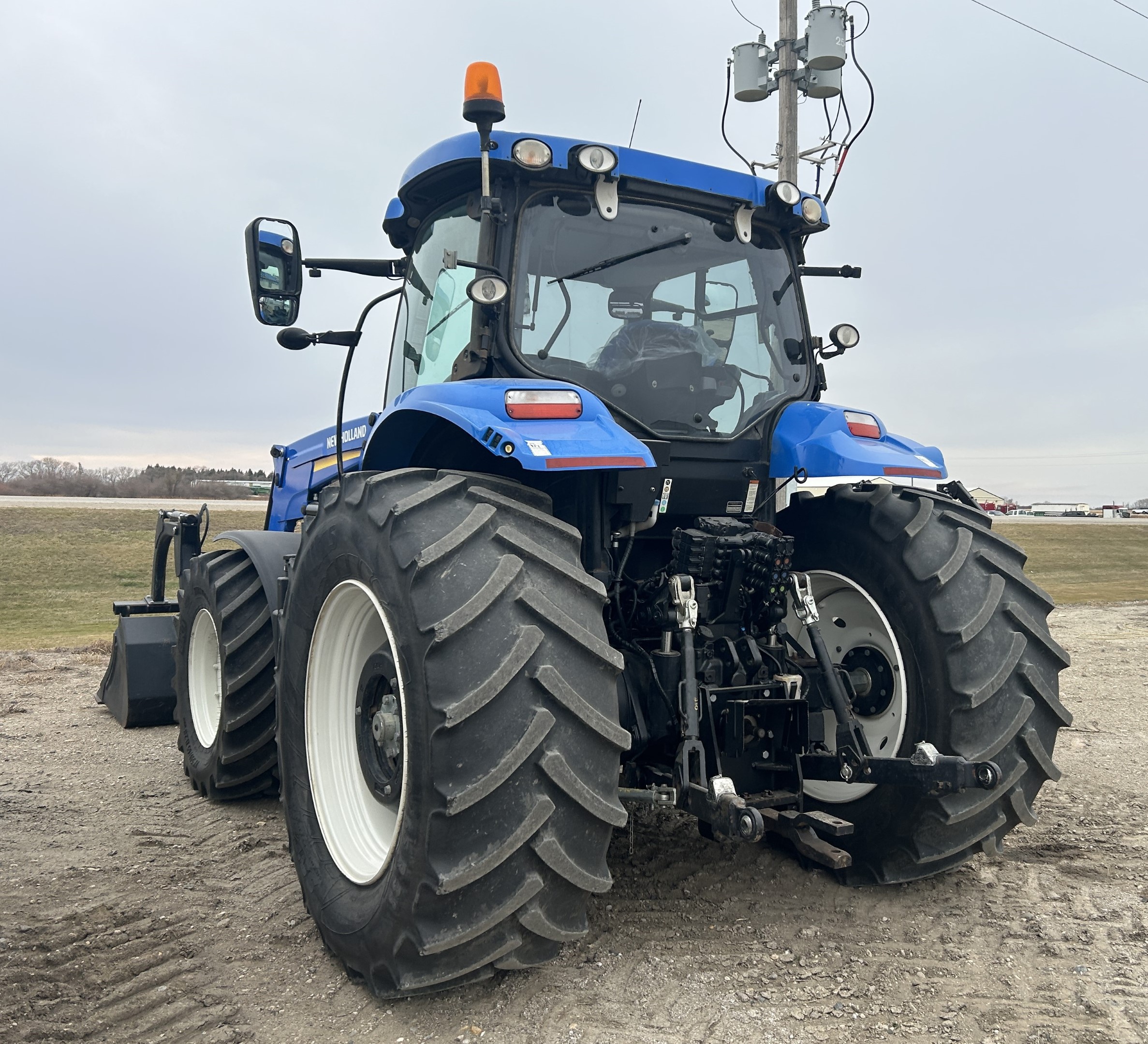 2015 New Holland T7.210 T4B Tractor