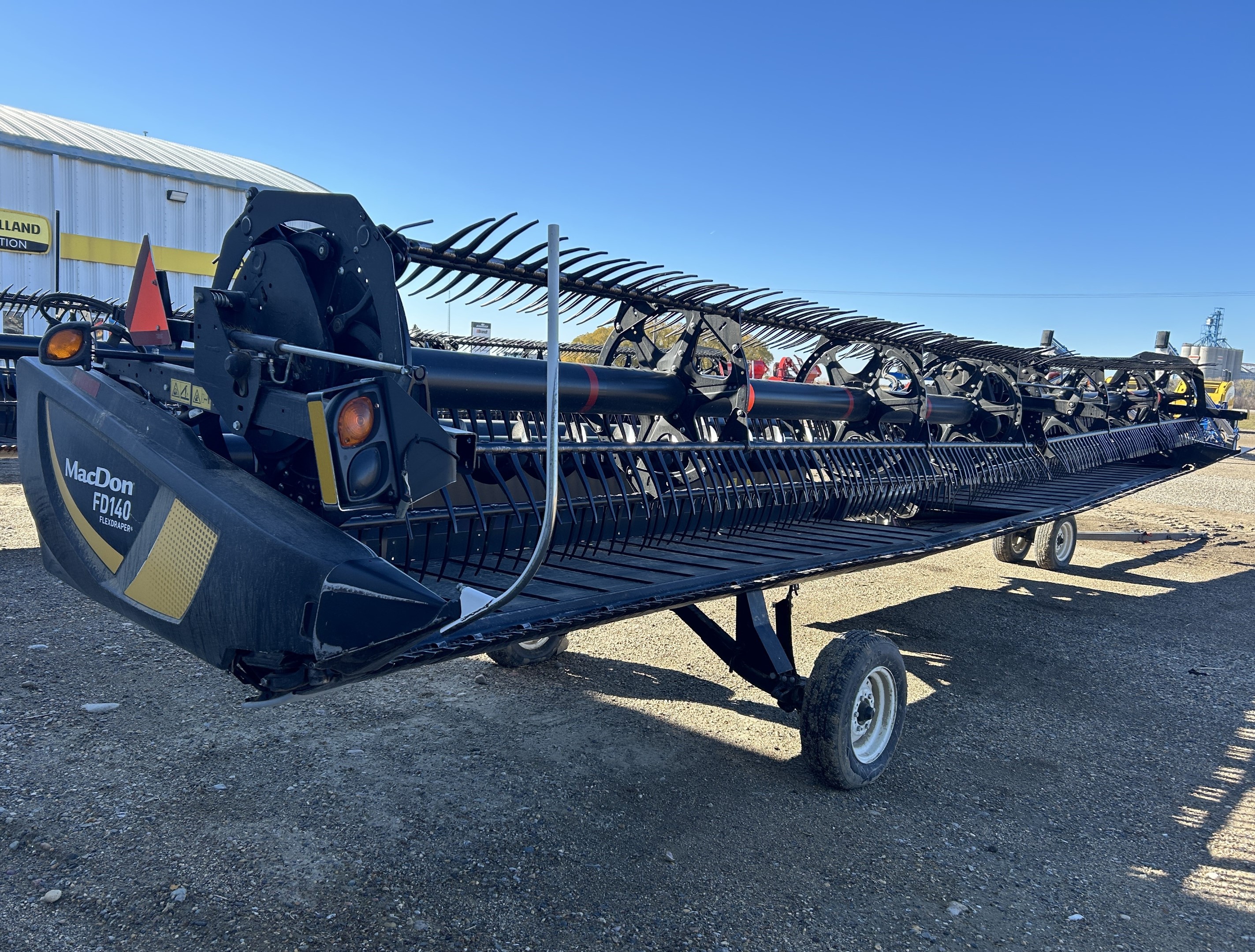 2018 MacDon FD140 Header Draper Flex