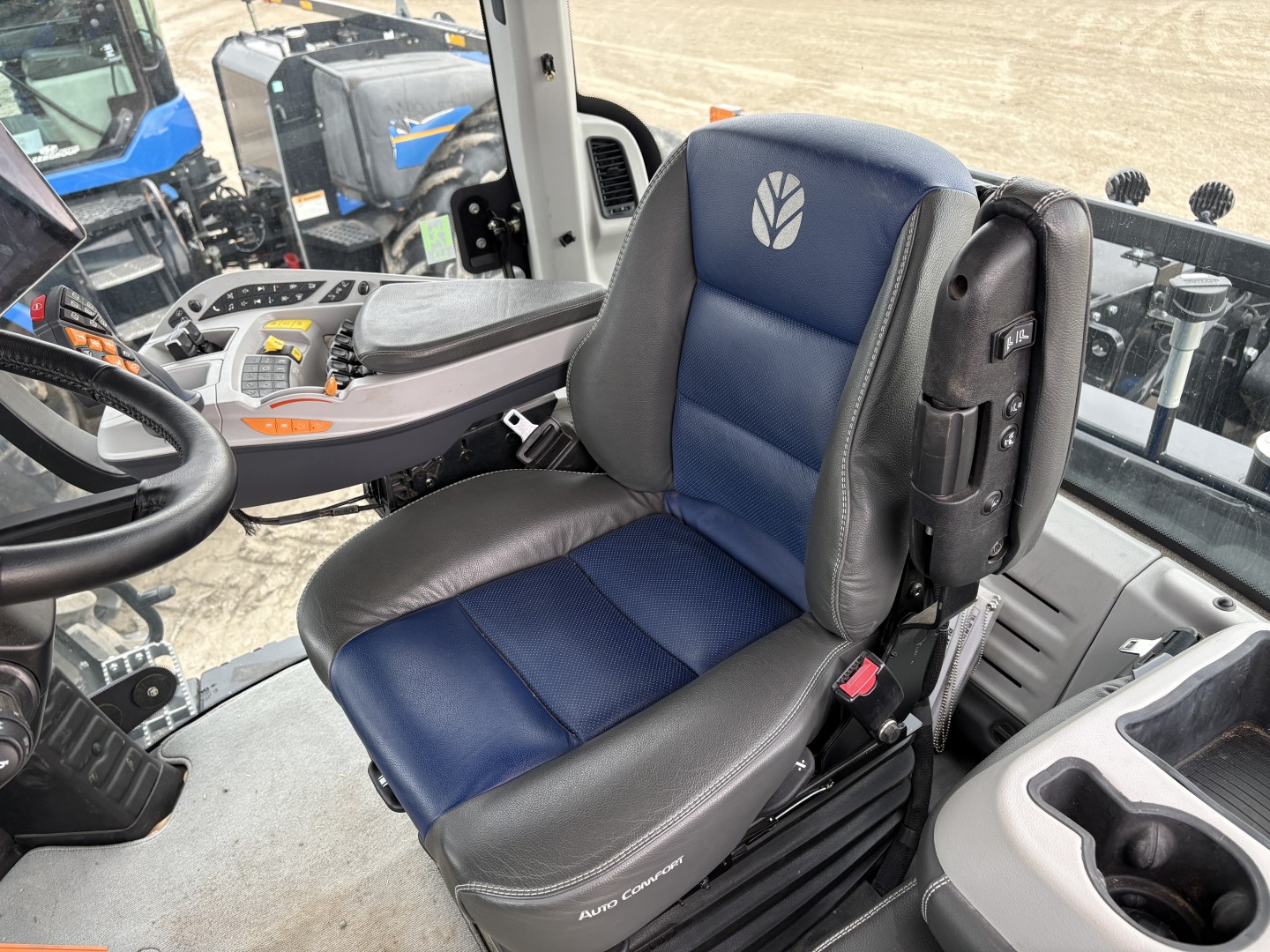 2024 New Holland T9.580 Tractor 4WD