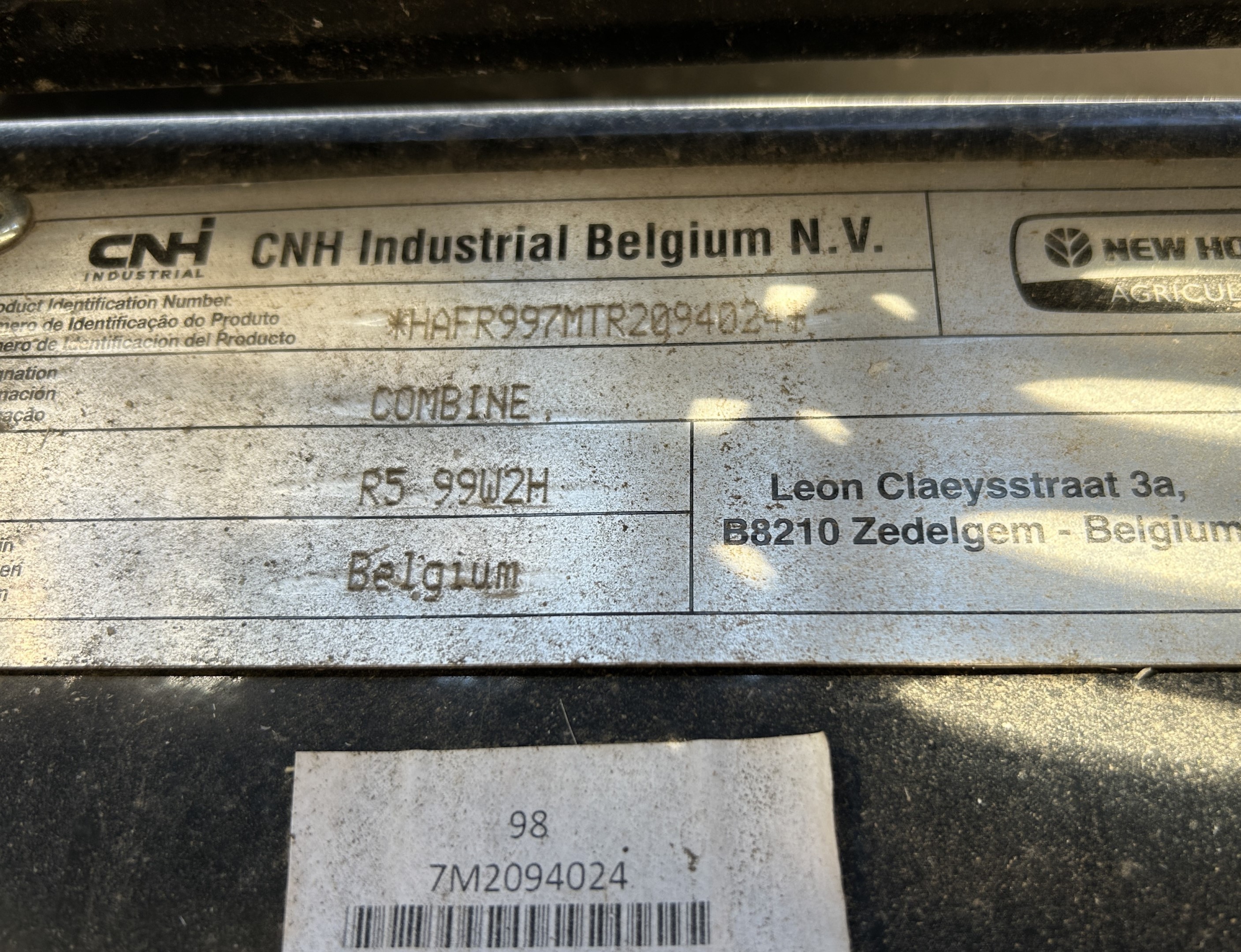 2024 New Holland CR9.90Z Combine