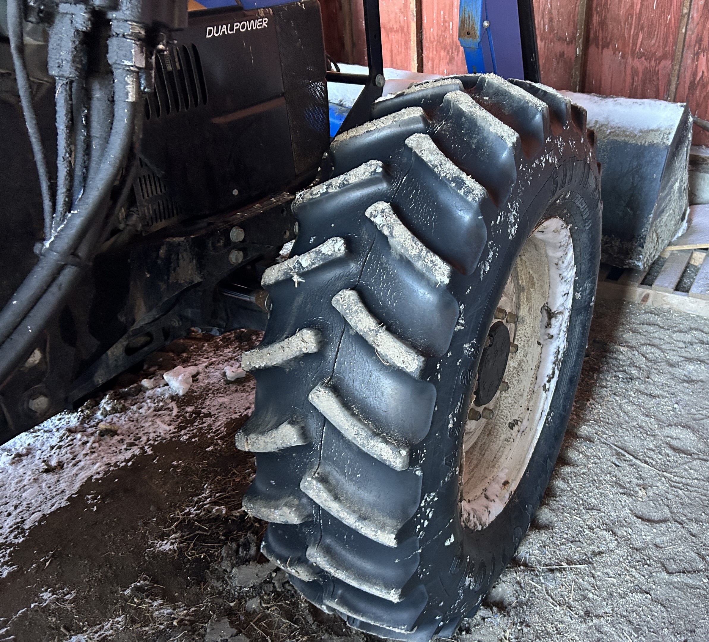 2013 New Holland TS6.120 Tractor