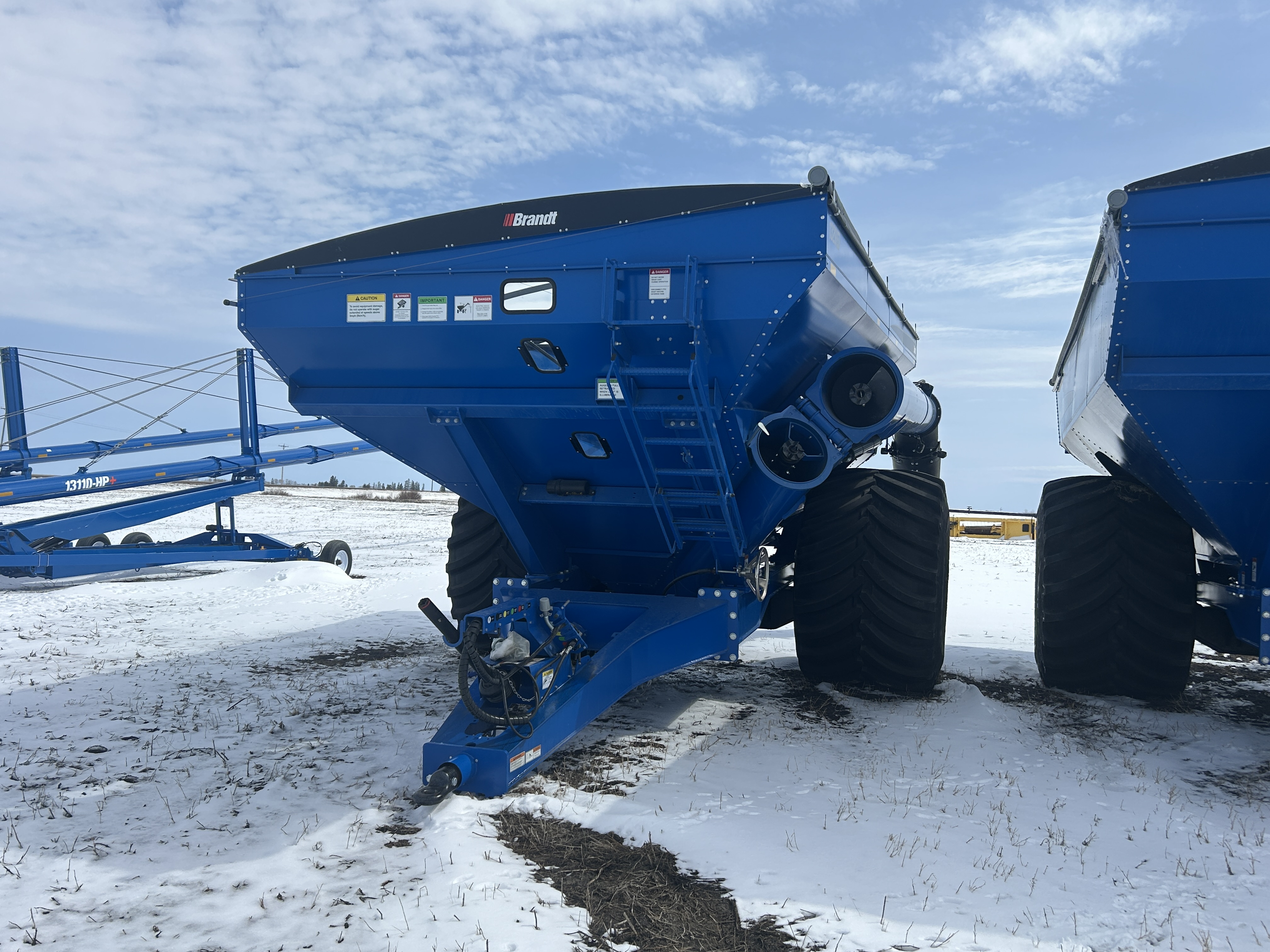 2023 Brandt 1320XT Grain Cart