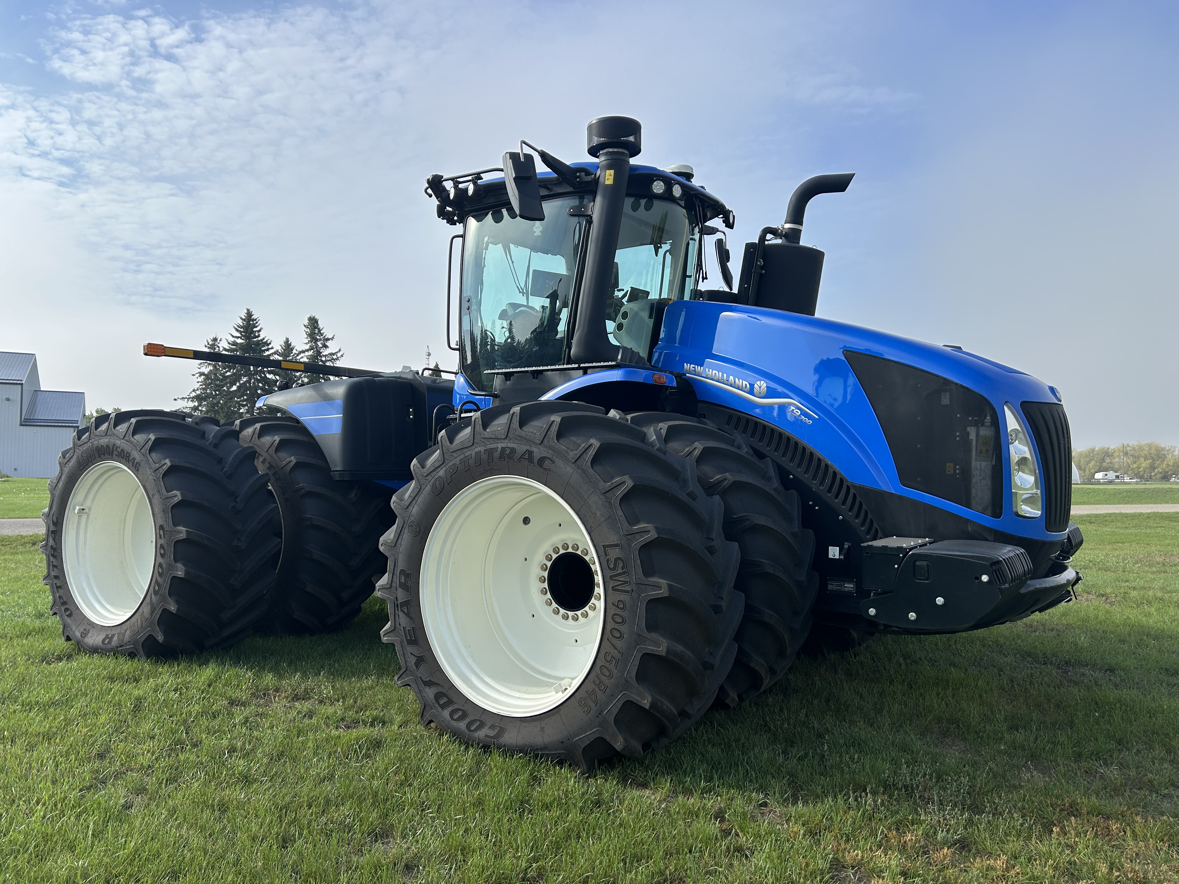 2024 New Holland T9.700 PLMI Tractor 4WD