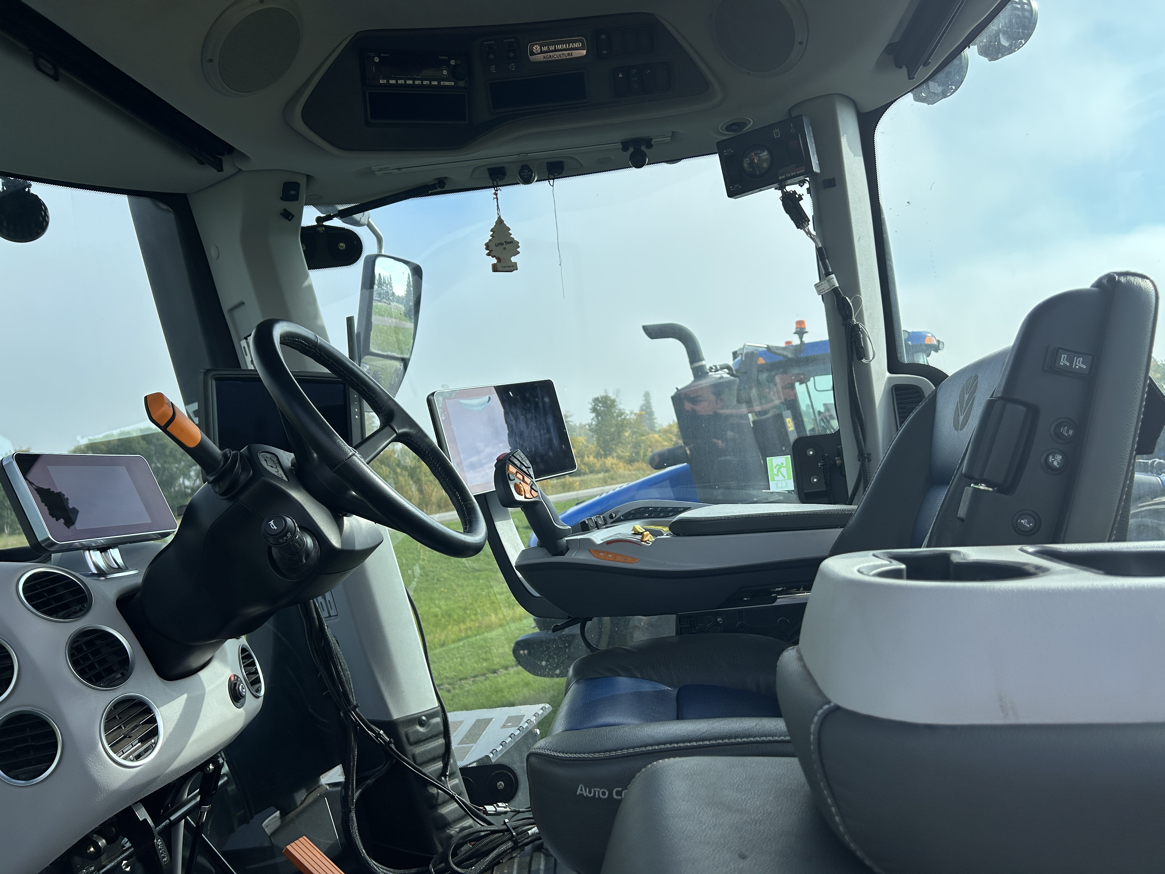 2024 New Holland T9.700 PLMI Tractor 4WD