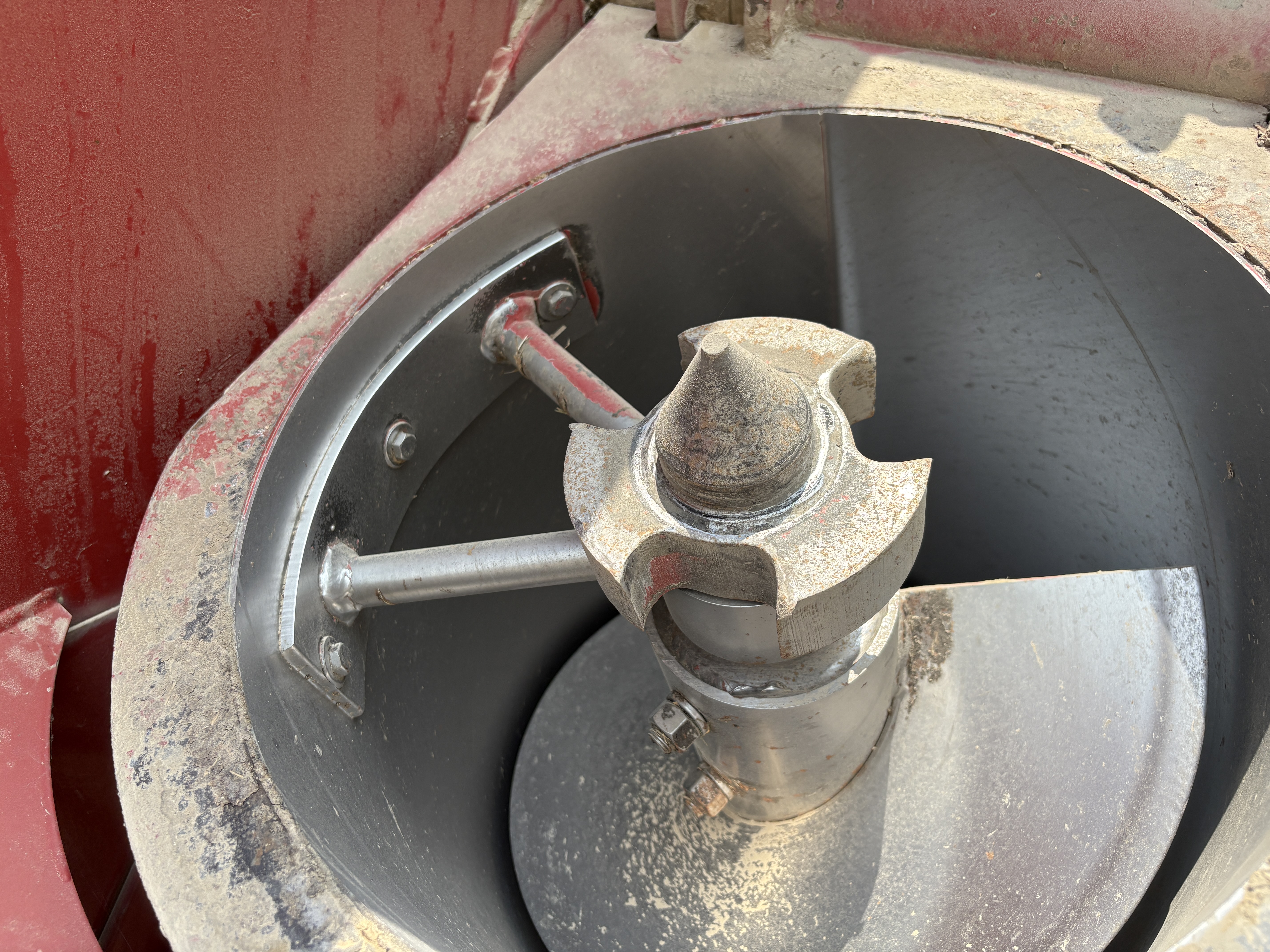 2007 Unverferth 8250 Grain Cart