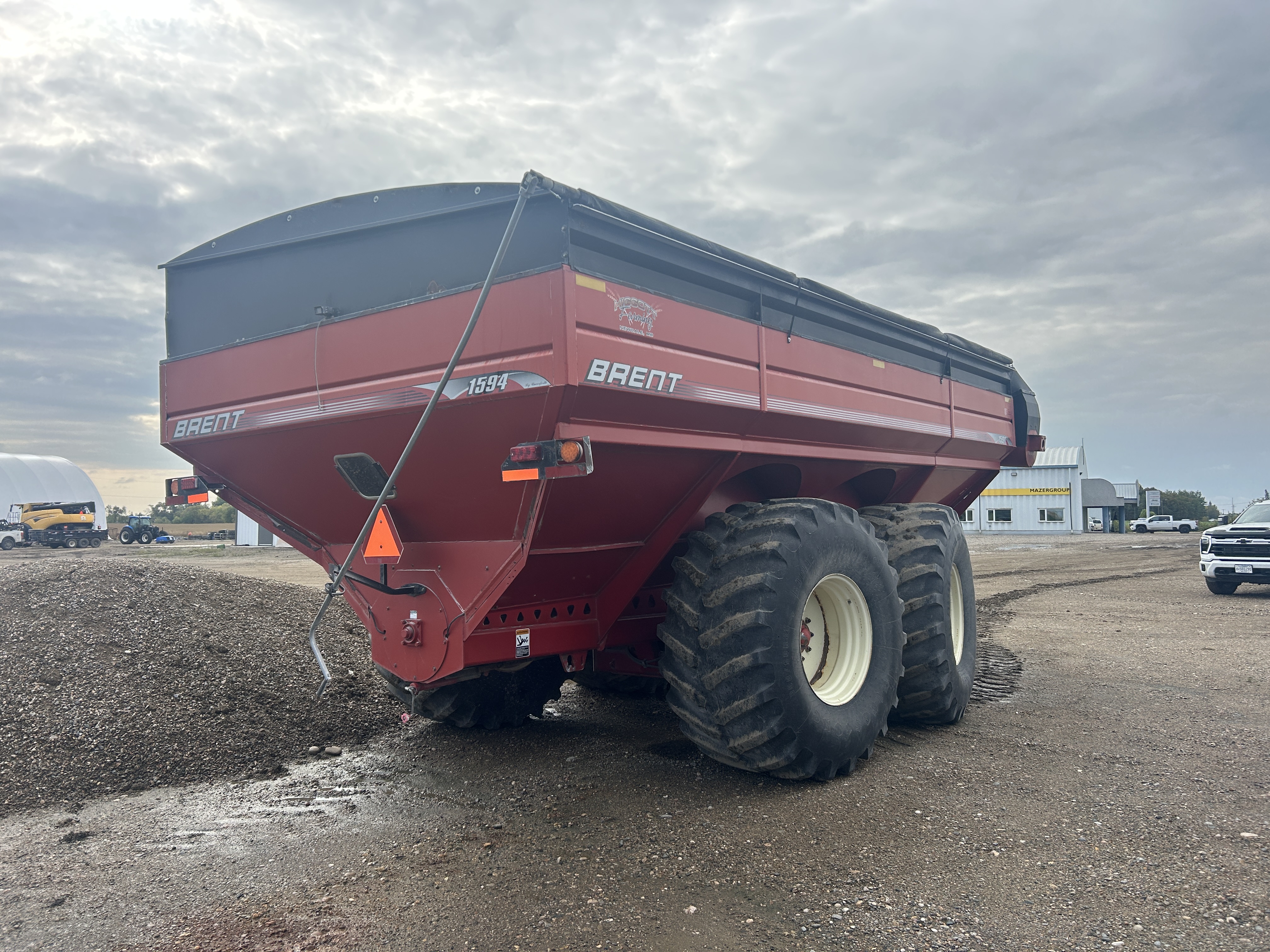 2012 Unverferth BRENT 1594 Grain Cart