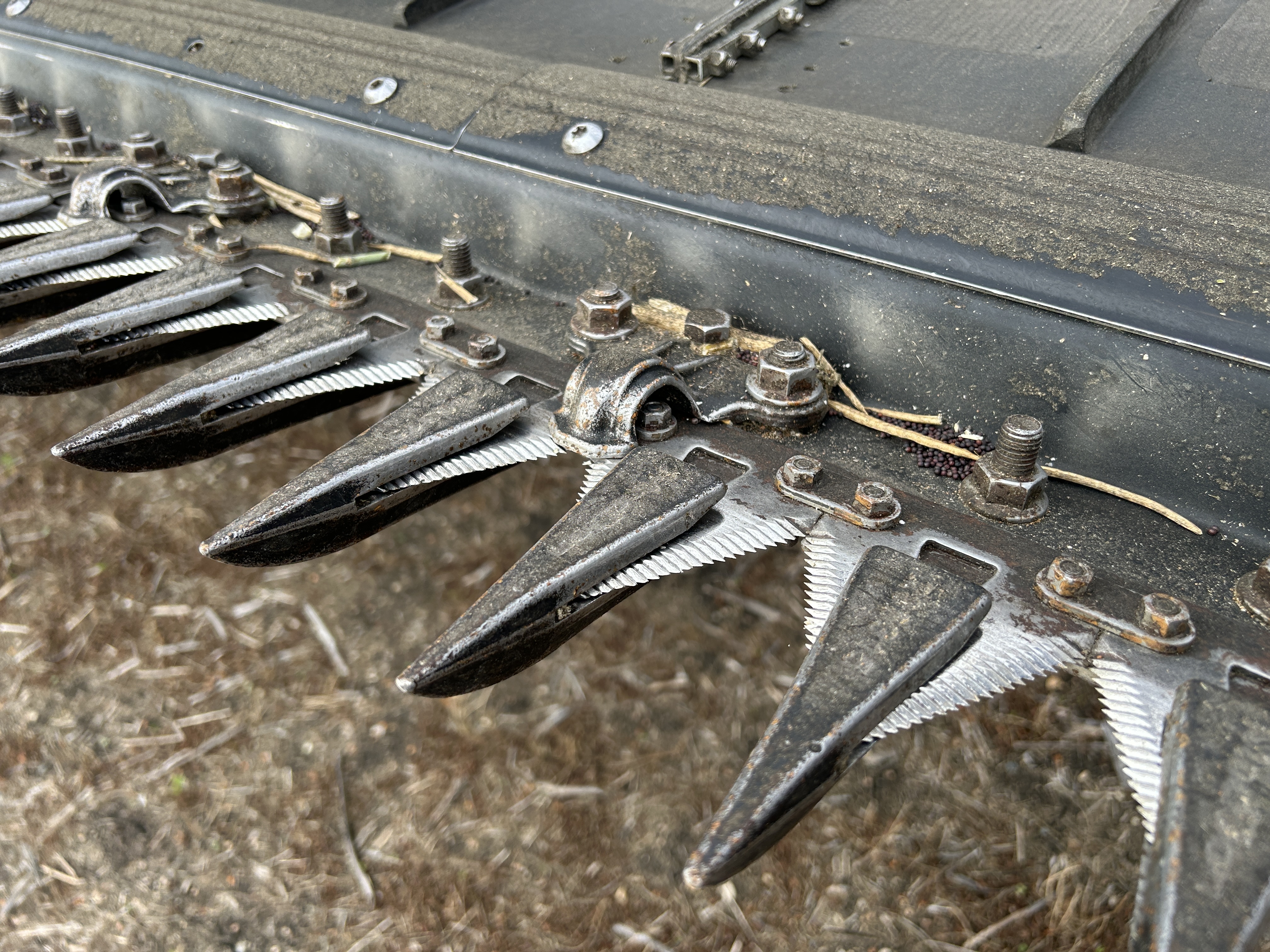 2023 MacDon FD240 Header Draper Flex