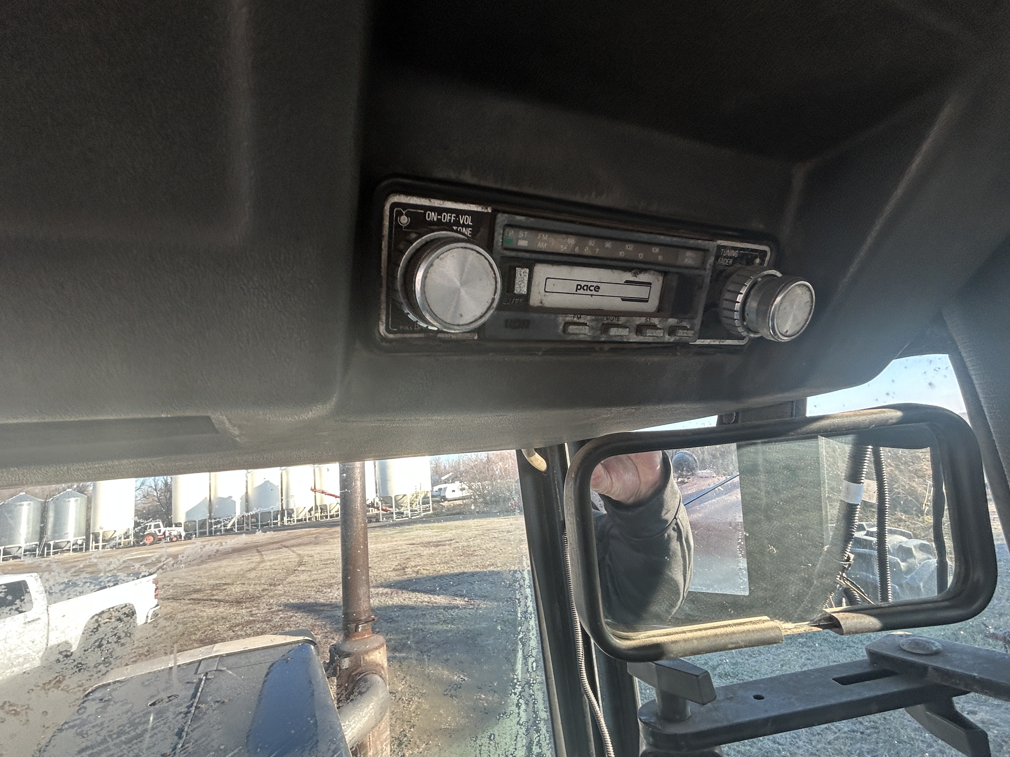 1981 Versatile 875 Tractor 4WD