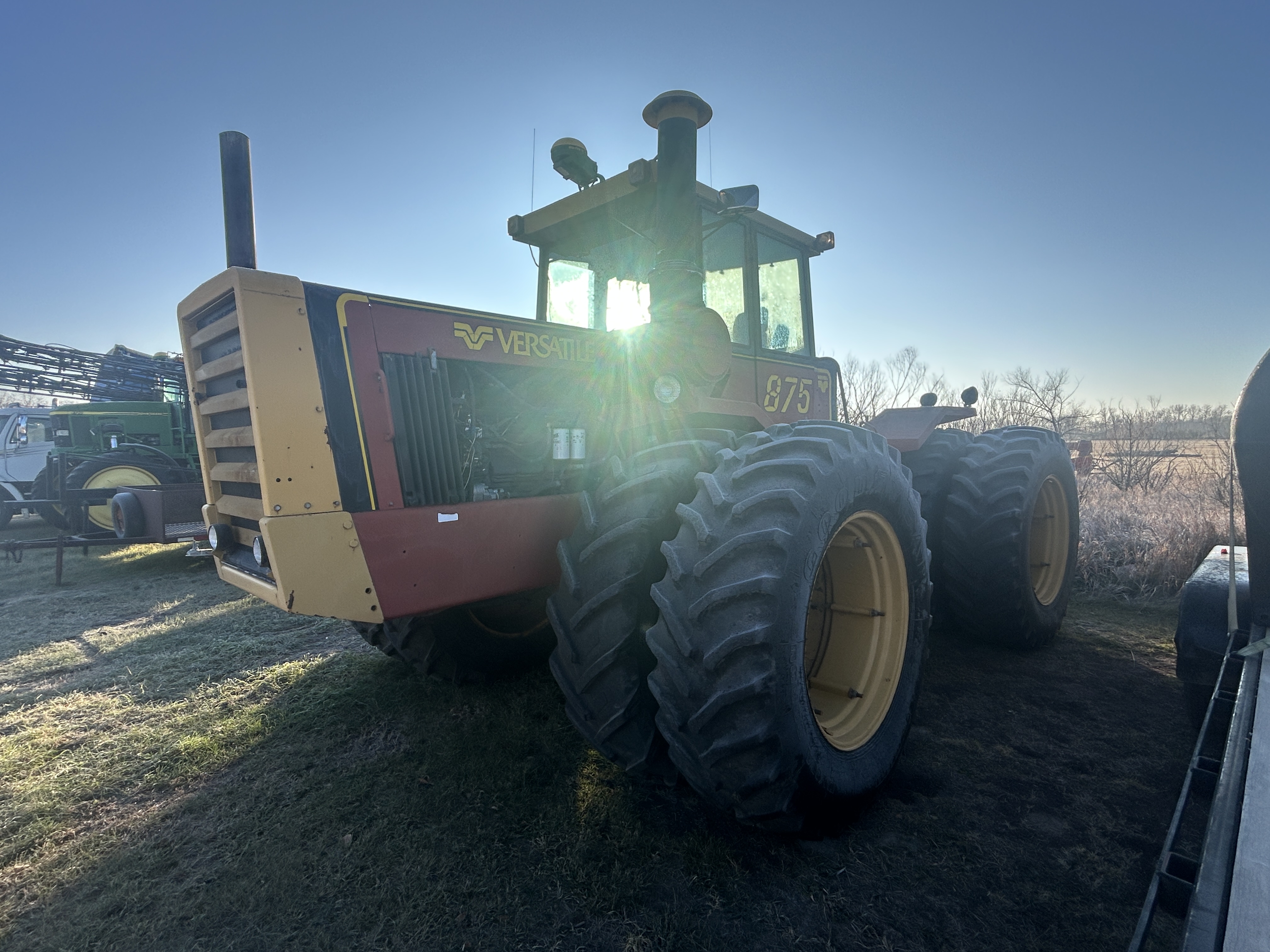 1981 Versatile 875 Tractor 4WD