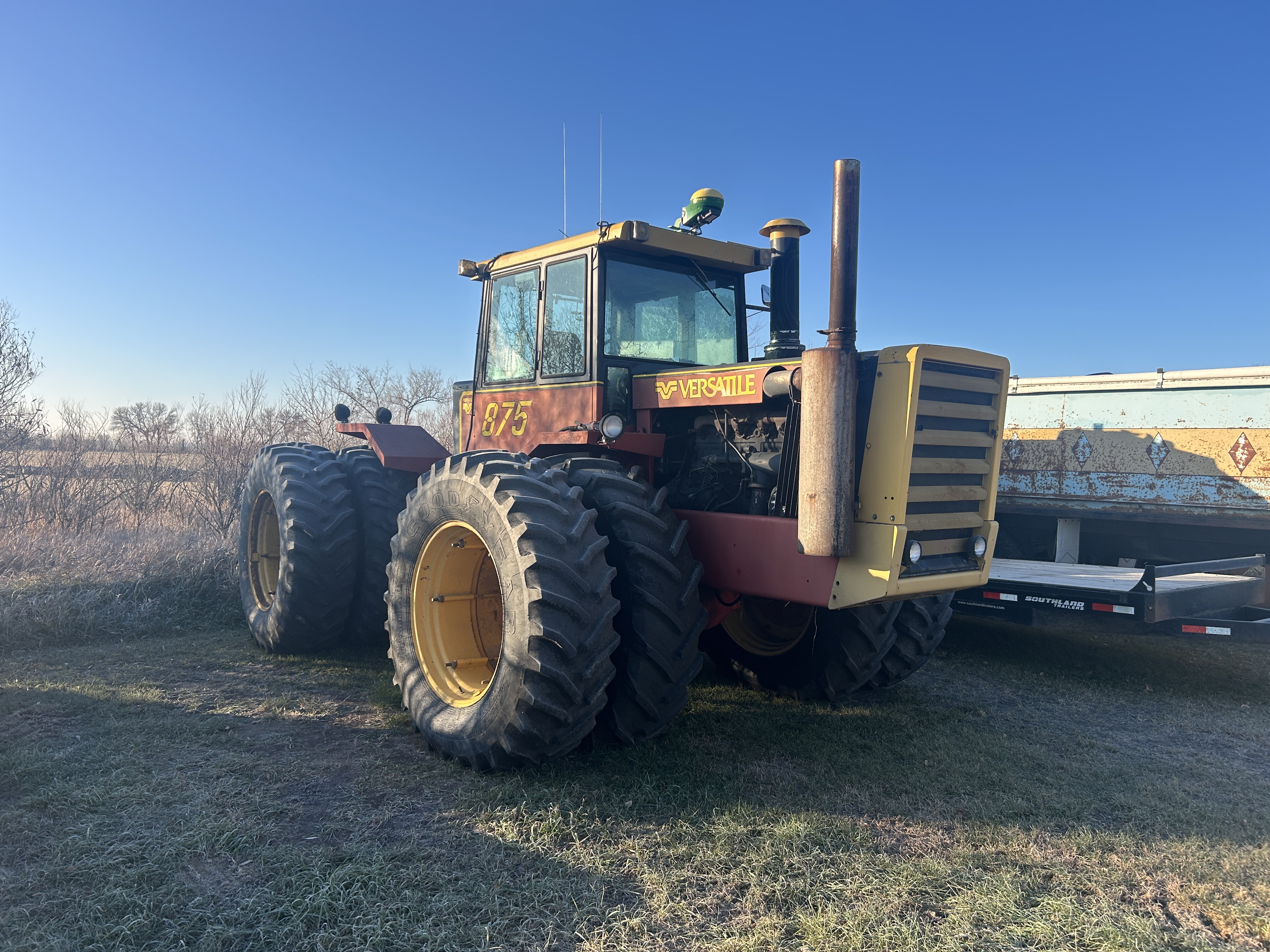 1981 Versatile 875 Tractor 4WD