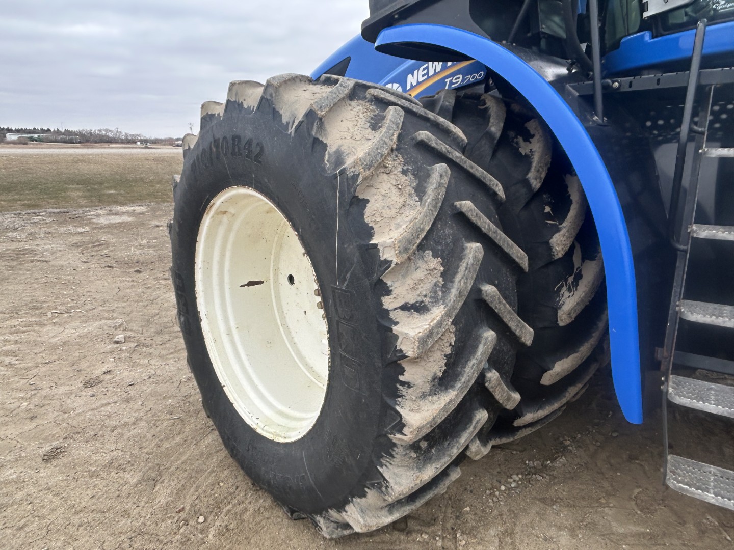 2014 New Holland T9.700 Tractor 4WD