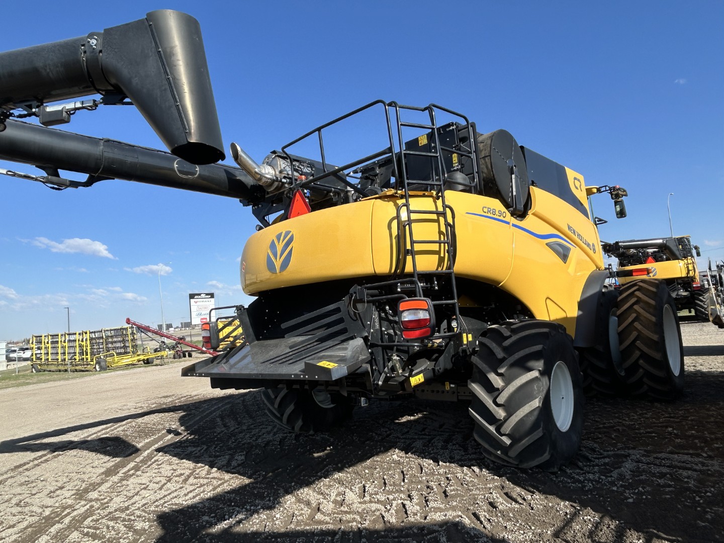 2024 New Holland CR8.90Z Combine